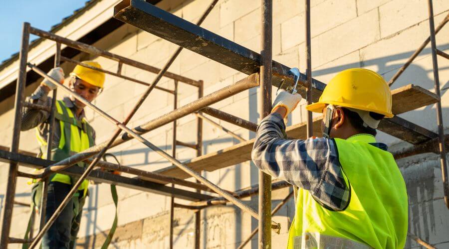 Professional gutter cleaning in Haysi, VA